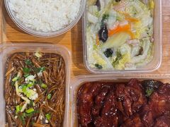 -66梧桐院·天平邻里汇(乌鲁木齐南路店)