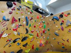 -问山MountQuest攀岩馆