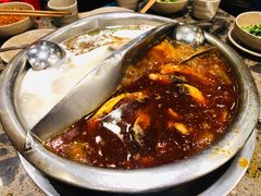 -肖肖酸萝卜鱼火锅(总店)