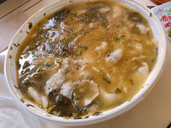 招牌金汤-严厨老坛酸菜鱼(吴江万宝店)