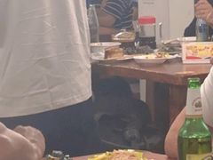 -宝瑞门钉肉饼店