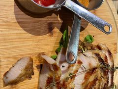 炭烧猪颈肉-小大董·烤鸭(凤凰汇店)