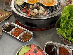 -围炉肉舍•炭烤活鳗•丹东海鲜烤肉(步行街店)