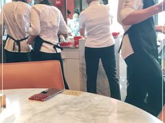 大堂-蝴蝶里·粤菜·点心(龙湖天街&滨江店)