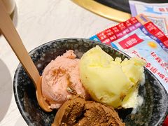冰淇淋自助-哥老官重庆美蛙鱼头(西湖银泰十一哥店)