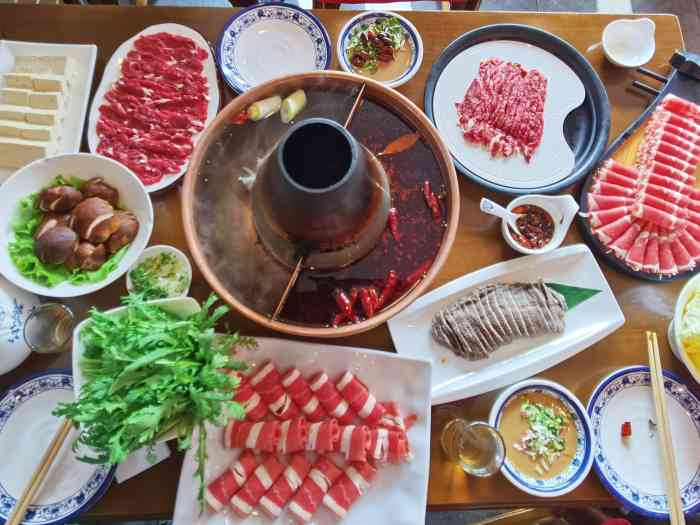 百叶居·老北京涮羊肉(鼓楼店)-"[火锅][火锅]家门口开了一年多了,才