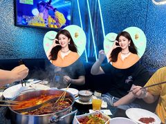 -唯爱KTV聚会餐厅(仙林东城汇店)