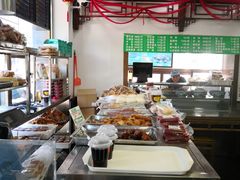 面包甜点陈列柜-护国寺小吃(东四店)