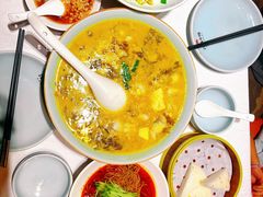 -江城小馆陕南妈妈菜·全球旅行餐厅(钟楼店)