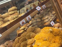-小飞象面包公社(珠江路金鹰店)