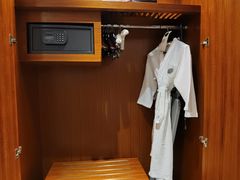 -三亚湾海居铂尔曼度假酒店