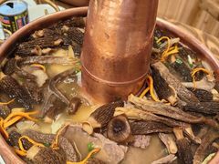 -乡土特色.冷锅鱼.牦牛肉汤锅