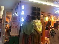 -广州白马服装市场