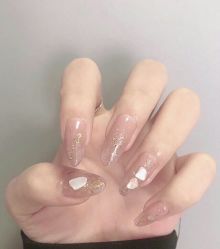 -EAST日式美甲美睫沙龙