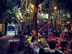 -Fern Forest Cafe