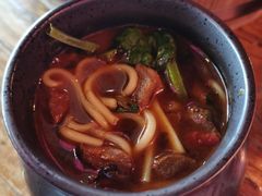罐罐牛肉米线-中8楼风尚云南菜(颐堤港店)