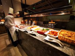 自助取餐区-金海湾自助餐厅(金陵饭店)