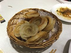 老济南油旋-闫府私房菜·百年鲁菜(恒隆店)