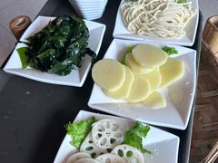 -山悦里 山野·鲜火锅(罗斯福广场店)