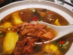 -江城小馆陕南妈妈菜·全球旅行餐厅(钟楼店)
