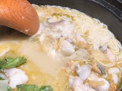 -九锅一堂酸菜鱼(新南凯德直营店)