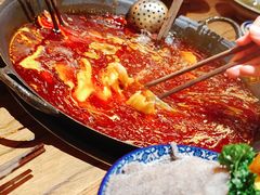 -旧街市鲜货老火锅(大光路店)