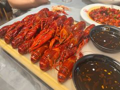 -肥肥虾庄·金牌油焖大虾(东湖欢乐谷店)