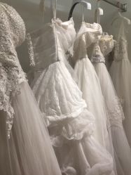 点击看大图 -GRACE KELLY婚纱与礼服(北京店)