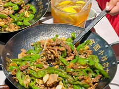 -费大厨辣椒炒肉(沙河万达店)