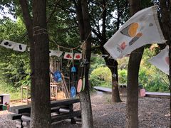 -田园东方蜜桃村的田野营地