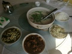 -天乐农家鱼头王(天目湖店)