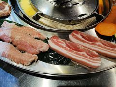 -哈哈碳都·牛肋条无限自助烤肉(台江万达店)