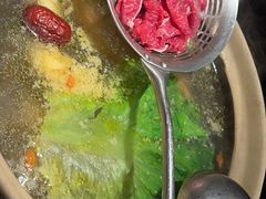 -邹开喜·小海鲜醉鸡煲·潮汕鲜切牛肉店(襄阳北路店)