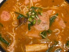 -肥汁米蘭香港米线(长宁来福士店)