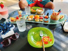 -亚龙湾喜来登·美景台大堂吧