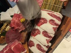 黑牛烧肉阶梯拼盘-红沃鳗鱼黑牛烤肉店(不老街店)