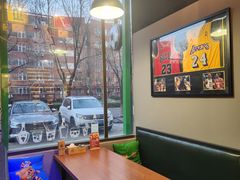 -京狮炙燥·精酿烧烤(首经贸店)