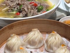 蟹粉小笼包-绿波廊(豫园店)