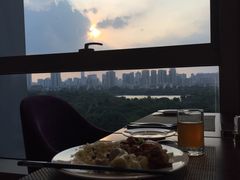 -南湖名都·景湖轩全日制餐厅·海鲜自助·东南亚风味·临湖而食