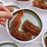 舌尖上的大闸蟹！[亲亲]