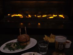 牛肉汉堡-京A Taproom·精酿餐吧(CBD店)