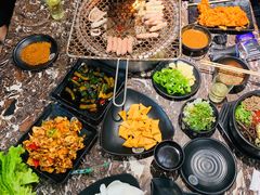-啊美丽炭火烤肉(滑翔一店)