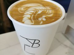 焦糖玛奇朵-LAB COFFEE来杯咖啡(浦仓路店)