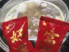 -牛肉彪·19年专注·潮汕牛肉火锅(祈福店)