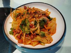 -巴特餐饮6加1音乐餐吧·新疆菜