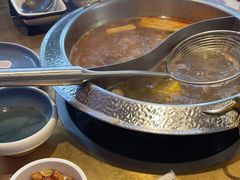 -左庭右院鲜牛肉火锅(金山万达店)