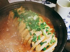-卢大鲜鱼头捞饭(美利广场店)