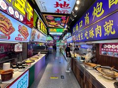 -八一好吃街·高品美食广场
