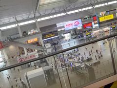 -麦当劳(上海虹桥站30B检票口楼上)