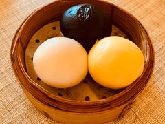 三色流沙包-潮府馆·非遗潮州菜·世纪公园(新国际博览中心店)